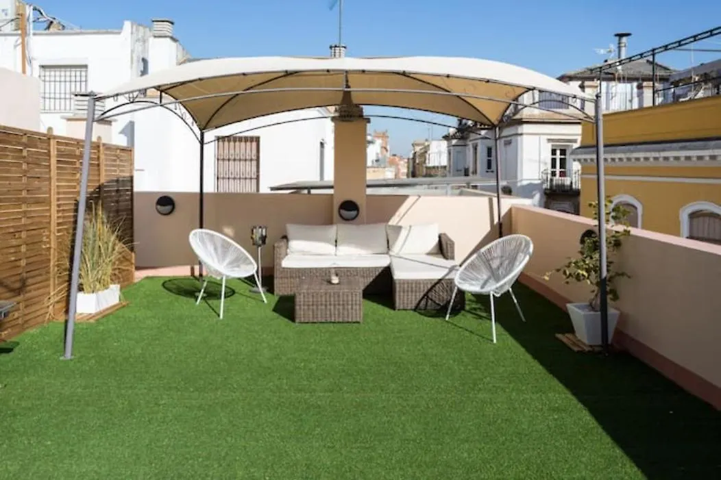 Apartamento ESSE Ático. Precioso ático con terraza en pleno centro Sevilla